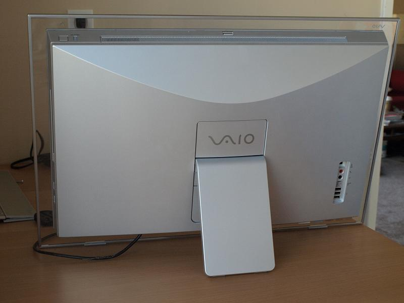 Illustration for article titled Lightning Review: Sony Vaio LT All-In-One (Powerful, But Expensive)